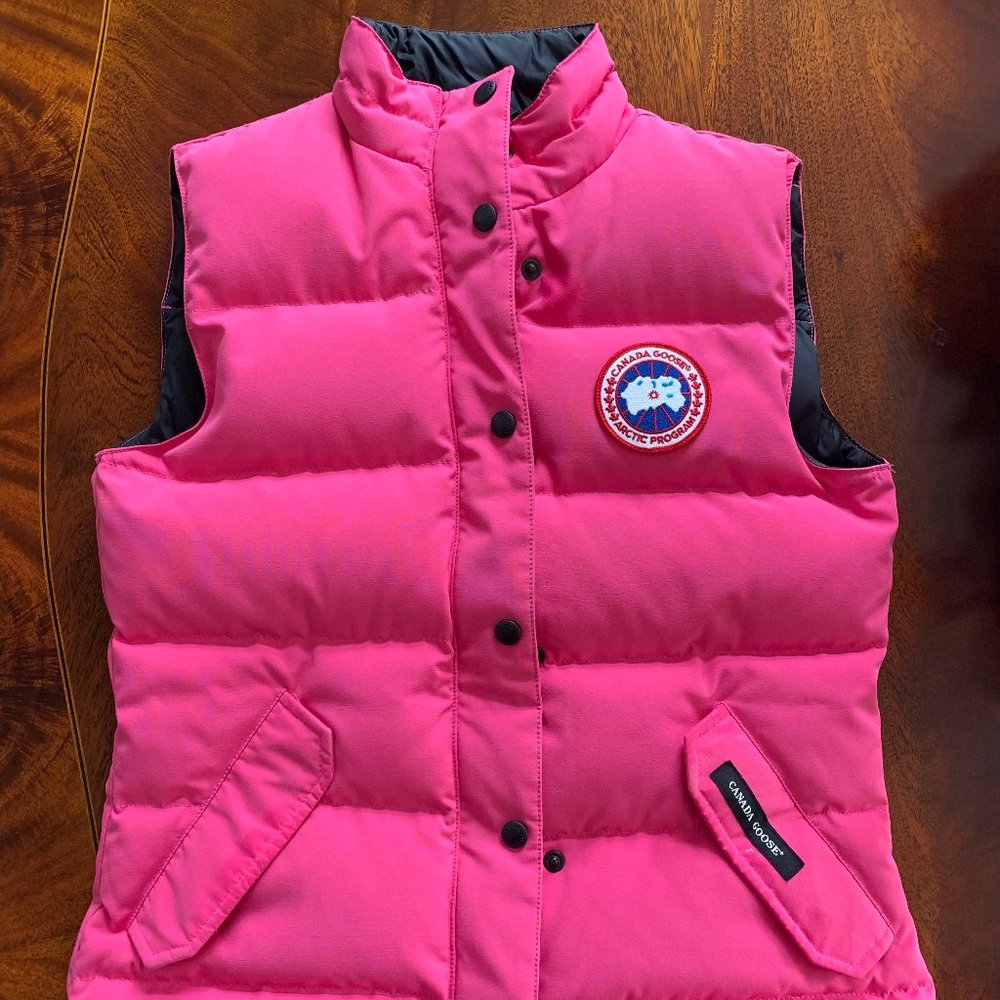 Canada Goose Women's Pink (Rose Sommet) Vest- S/P